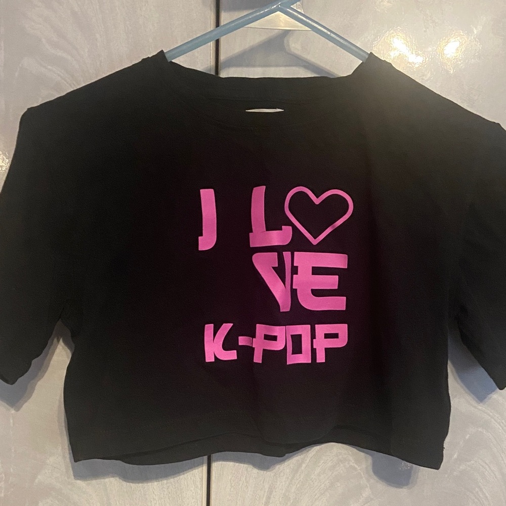 I Love Kpop Crop Short Sleeve T-Shirt